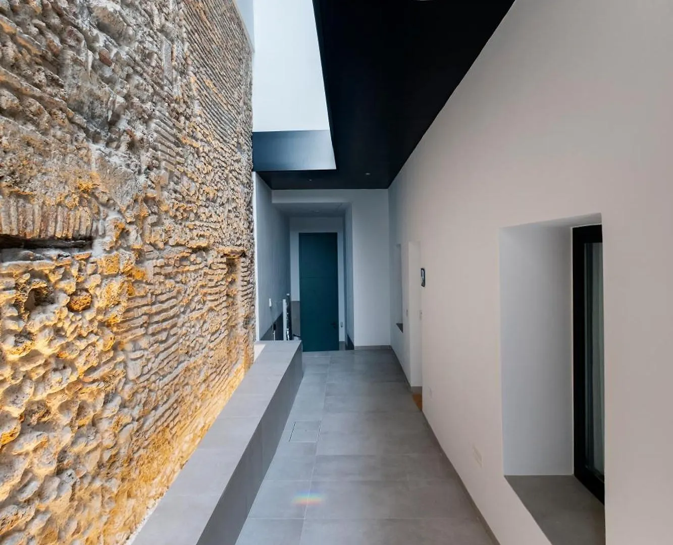 Villar Suites By Cadiz4Rentals