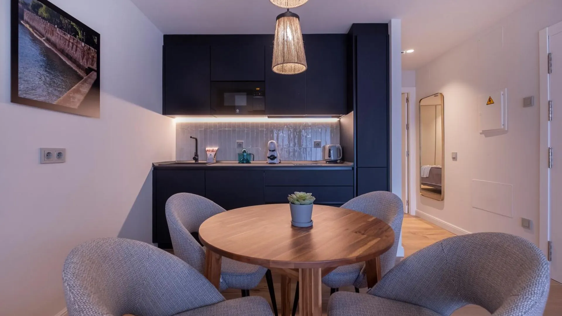 Villar Suites By Cadiz4Rentals Cadiz