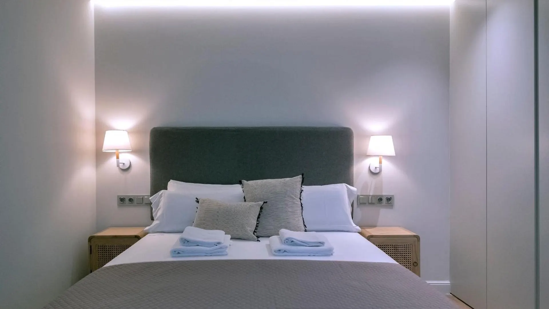 Apartment Villar Suites By Cadiz4Rentals