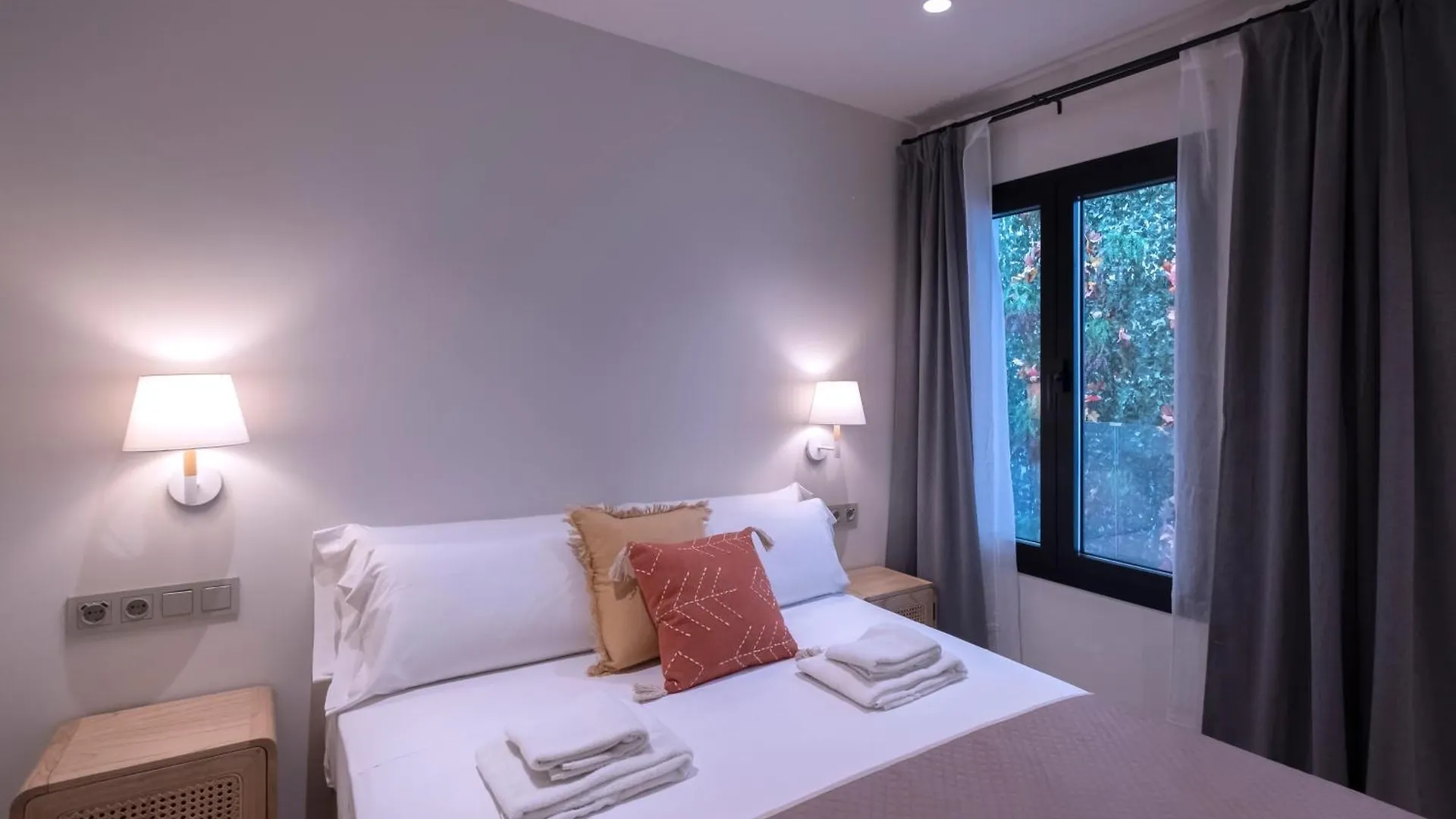 Apartment Villar Suites By Cadiz4Rentals