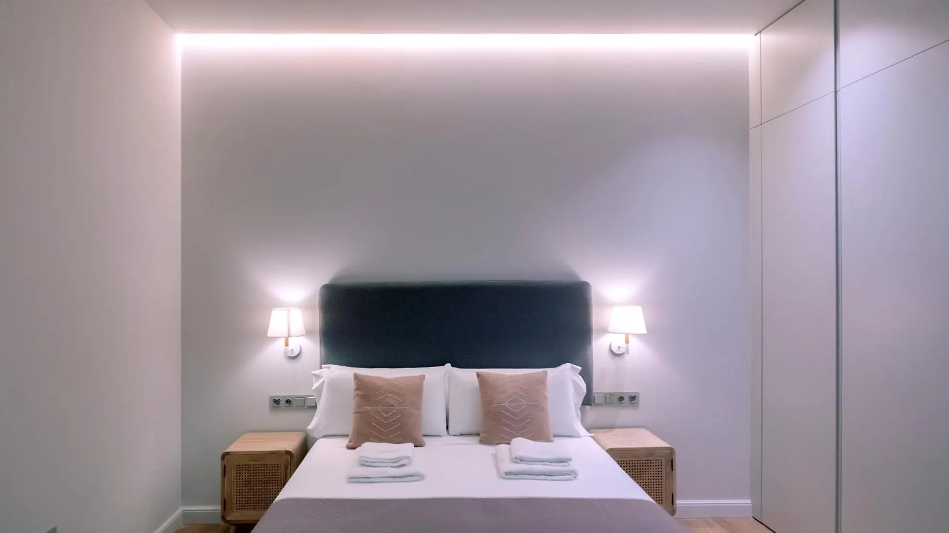 Apartment Villar Suites By Cadiz4Rentals