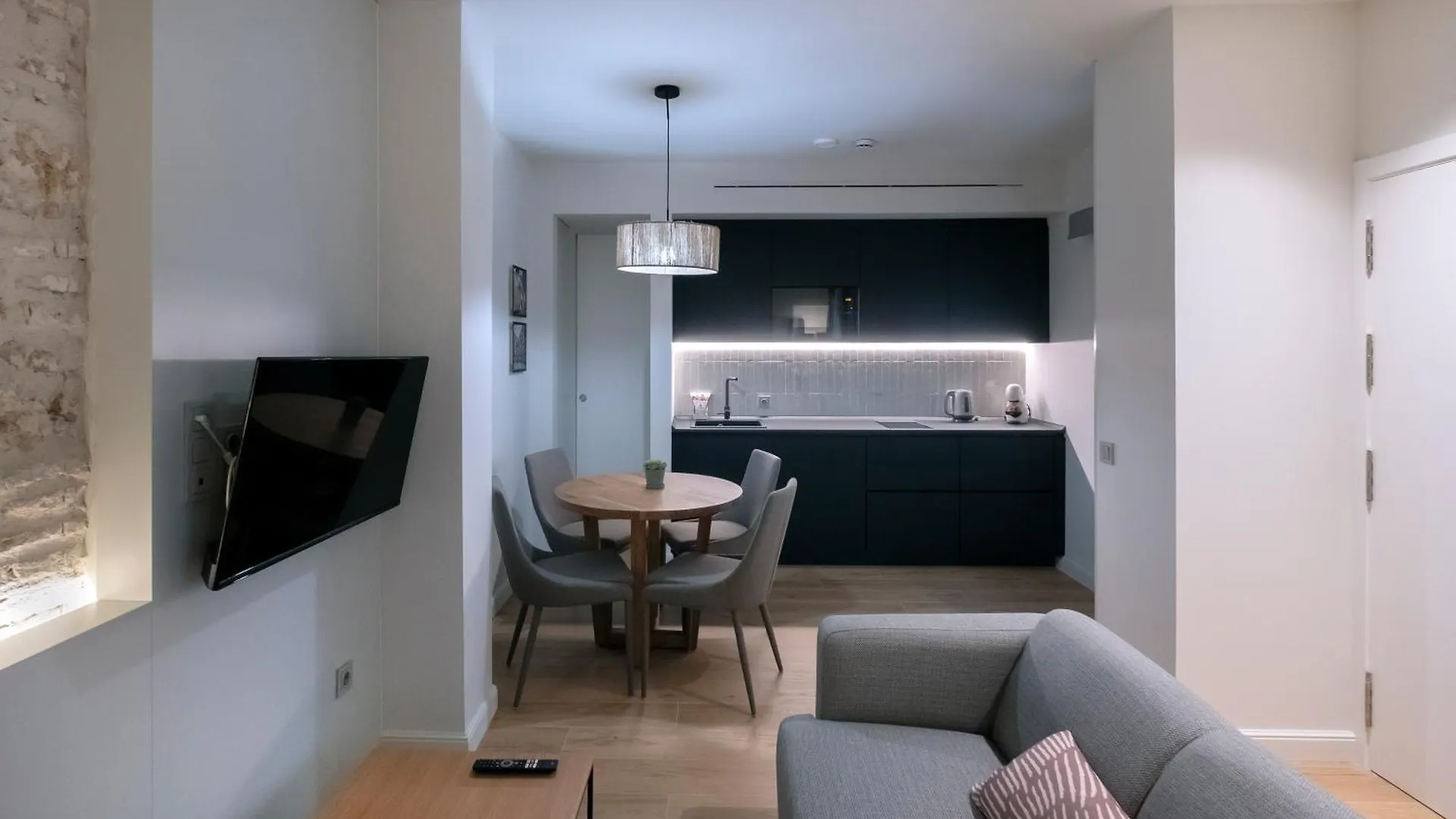 Apartment Villar Suites By Cadiz4Rentals