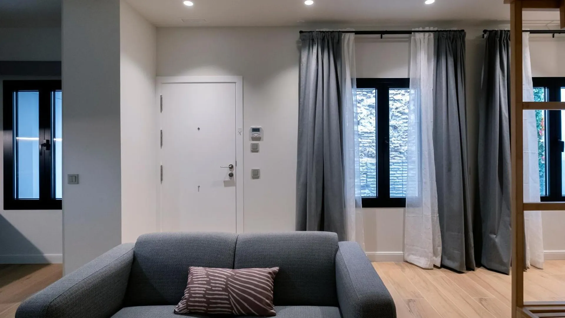 Apartment Villar Suites By Cadiz4Rentals