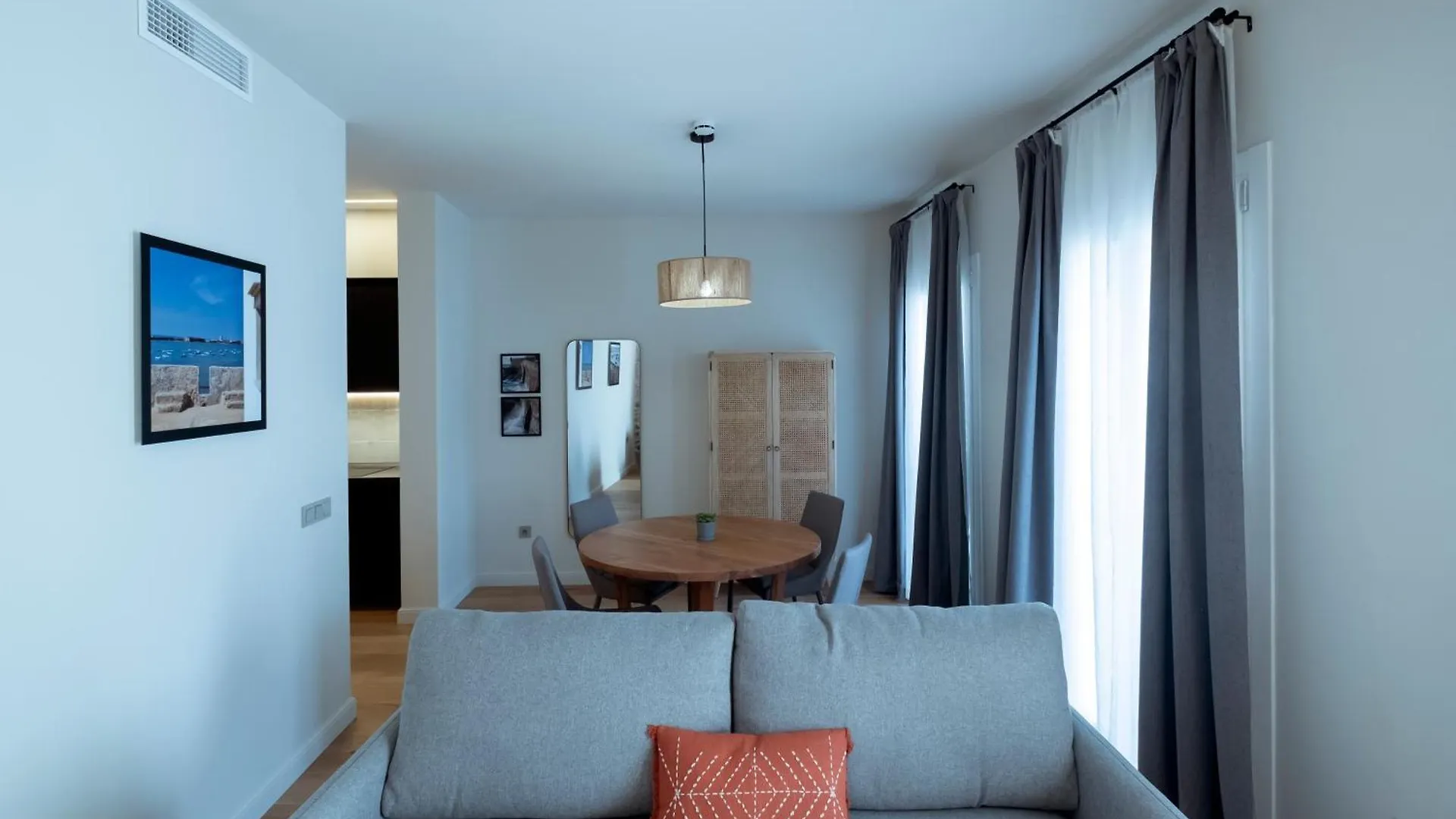 Villar Suites By Cadiz4Rentals Spain